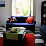 Апартаменты Mb Intera Casa Неаполь