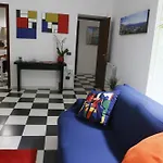 Mb Intera Casa Апартаменты Неаполь