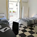 Mb Intera Casa Неаполь