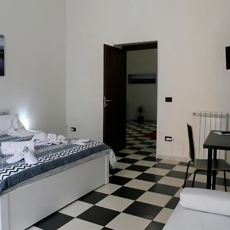 Apartment Mb Intera Casa Neapel