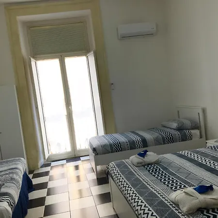 Mb Intera Casa * Neapel