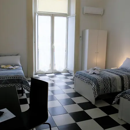 Апартаменты Mb Intera Casa Неаполь