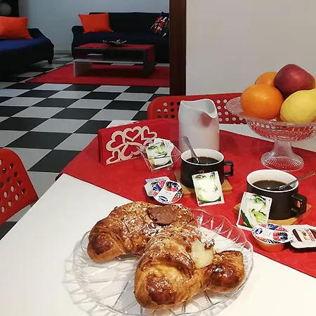 Апартаменты Mb Intera Casa Неаполь
